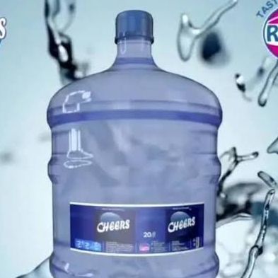 Eau minerale naturelle 1.5L